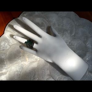 Vintage ‘50’s Transparent Dk. Green Bakelite Ring